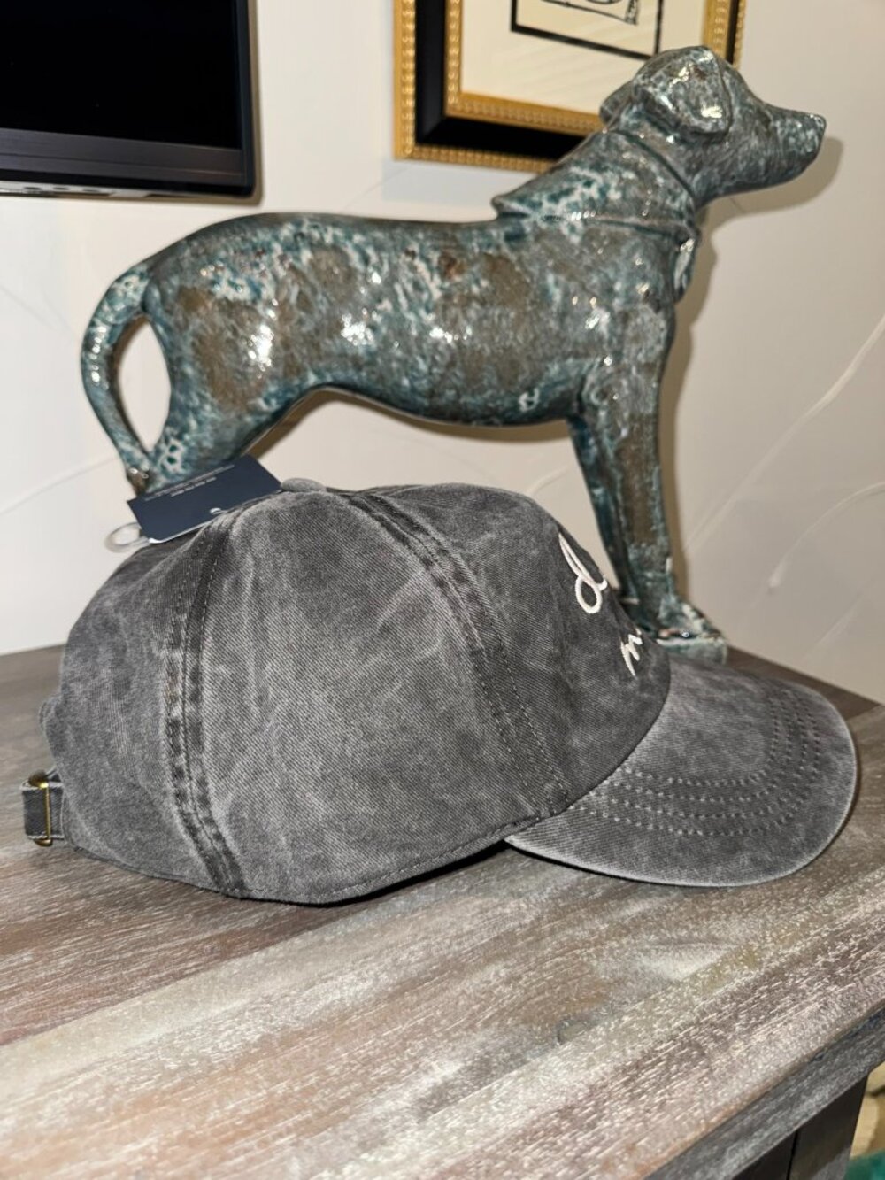 🧢 NWT "Dog Mom" Charcoal Gray Distressed Baseball Cap | Adjustable - Picture 3 of 6